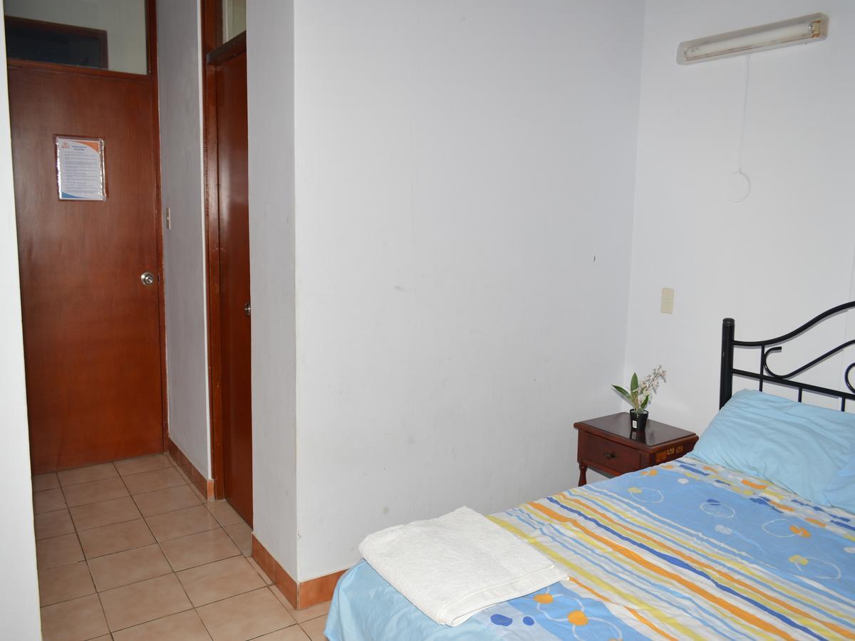 Conafovicer Piura Hotel Bagian luar foto